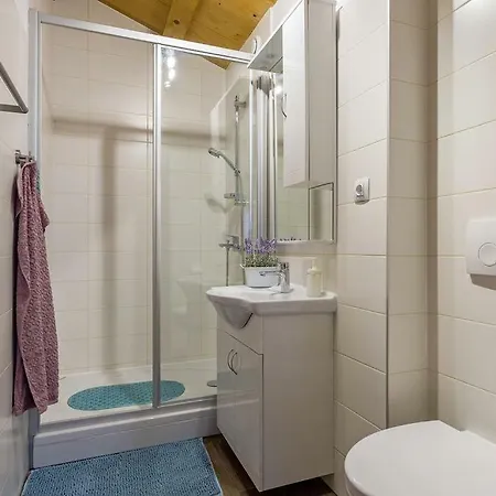 House Kristina Nyaraló Burići